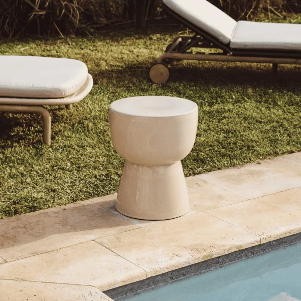 Kave Home Outdoor Bijzettafel Mesquida 36cm - Beige