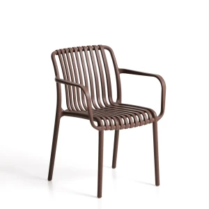 Kave Home Tuinstoel 'Isabellini' Gerecyclede kunststof, kleur Bruin