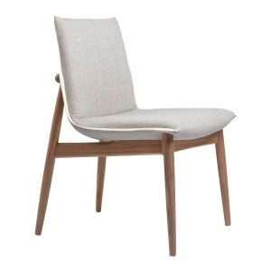 Carl Hansen & Søn E004 Embrace Stoel Walnoot / Clara 144