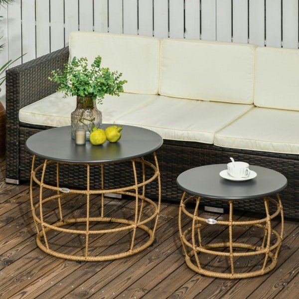 Outsunny set van 2 tuintafels, boho-stijl, weerbestendig, stapelbaar, perfect voor buiten, 60 x 60 x 47 cm, naturel, donkergrijs | Aosom.nl