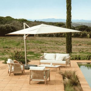 Kave Home Loungeset Sirte Met 3-zitsbank, 2 fauteuils en tafel - Ecru/Houtlook